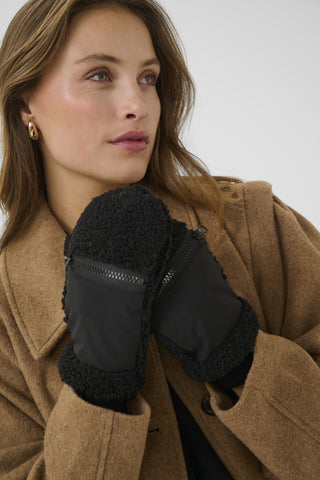 Lulu Mitts