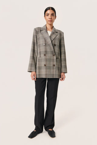 Storie Nadia Blazer