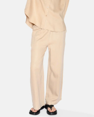 Maya Pant