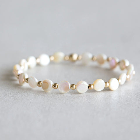 5mm Freshwater Shell Bracelet - Gold