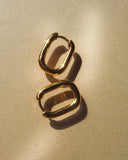 Chain Link Huggies